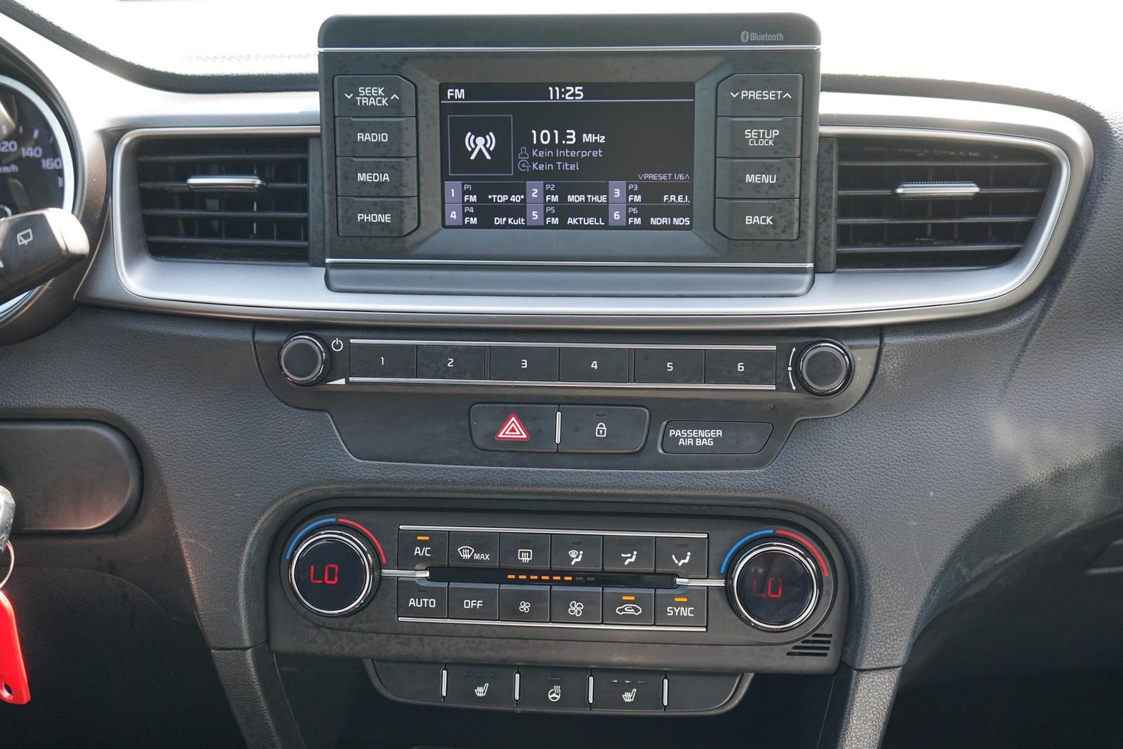 Kia Ceed SW 1.4 T-GDI Vision Sitzheizung Klimaaut.
