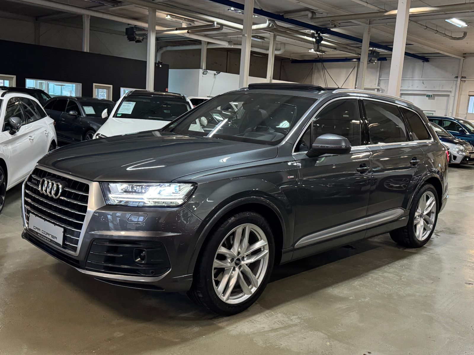 Fahrzeugabbildung Audi Q7 3.0 TDI QUATTRO 3X S-LINE VOLLAUSTATTUNG 21´