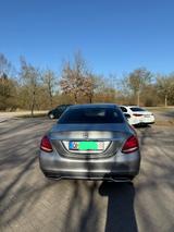 Mercedes-Benz C200   - silberne Mercedes-Benz 200
