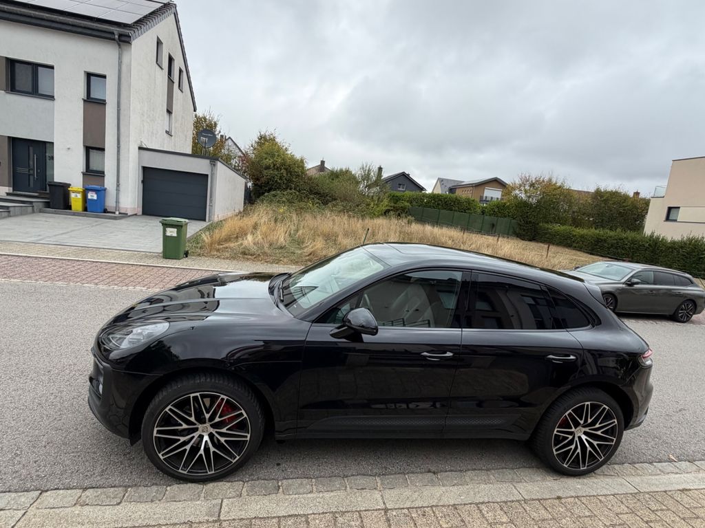 Image of Porsche Macan