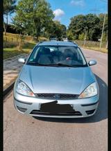 Ford Focus 2.0 Benzin Automatik - Ford Focus aus 2003: Kombi