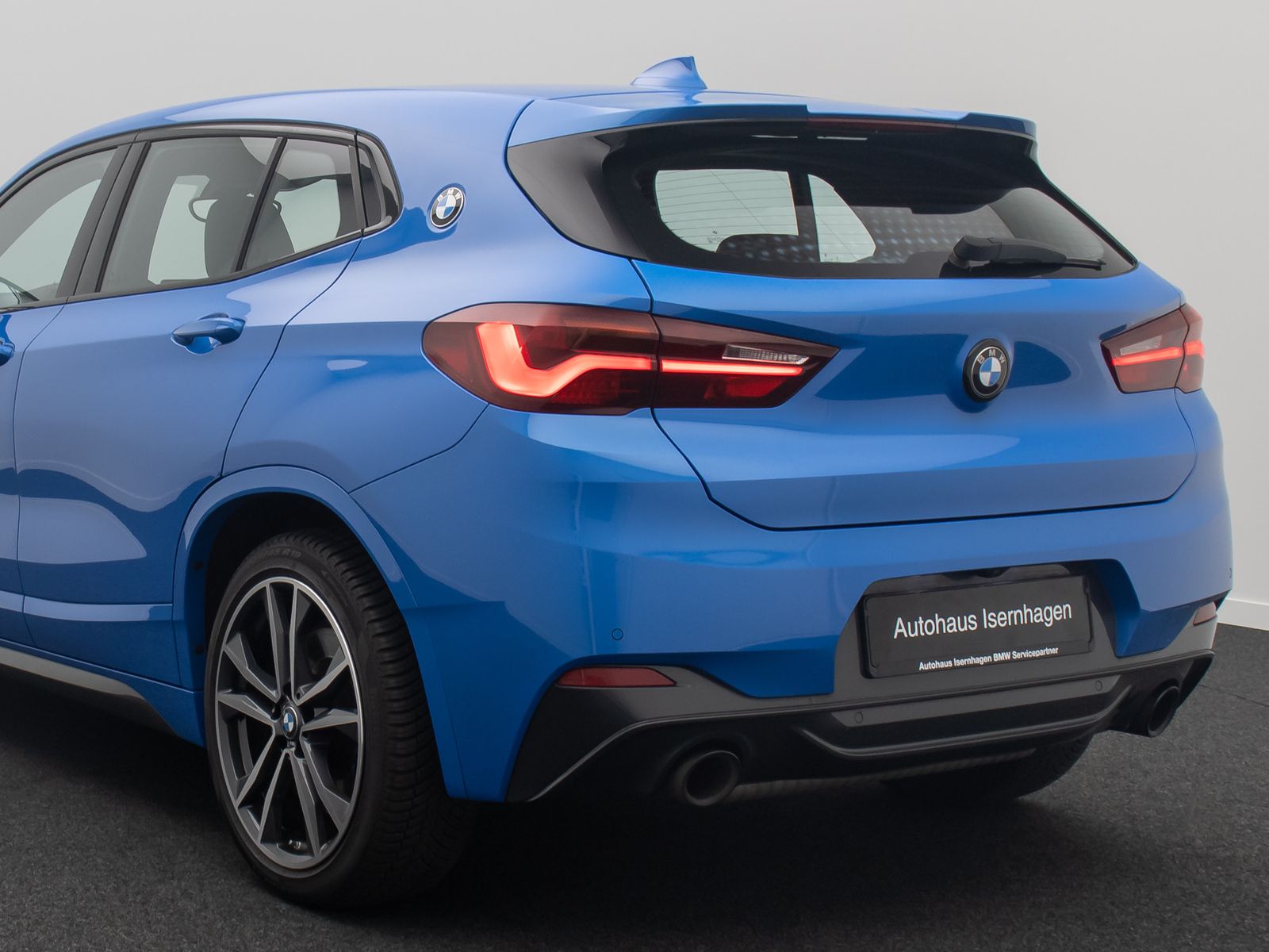 Fahrzeugabbildung BMW X2 M35i HUD DAB Kamera ACC Komfort Panorama HiFi
