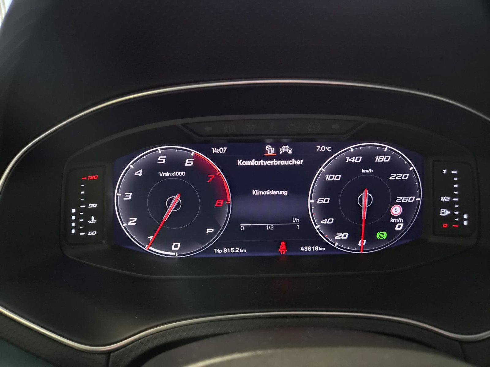 Fahrzeugabbildung SEAT Arona Xperience / KAMERA / CARPLAY/NAVI