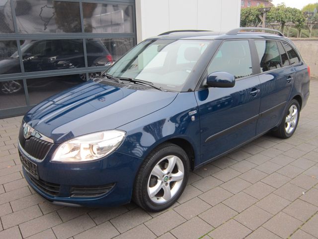 Skoda Fabia Combi TSI"Family"Klimaauto*SH*Alu*Navi*WR*