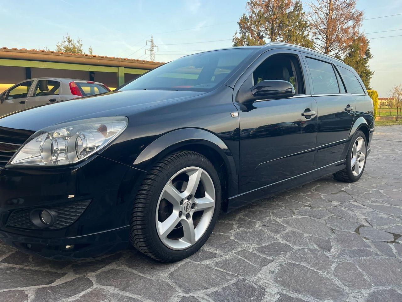 Opel Astra, 2009
