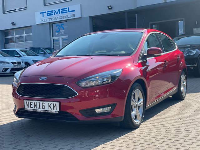 Ford Focus Lim. Sport**WENIG-KM*GEPFLEGT*8xFACH*PDC**