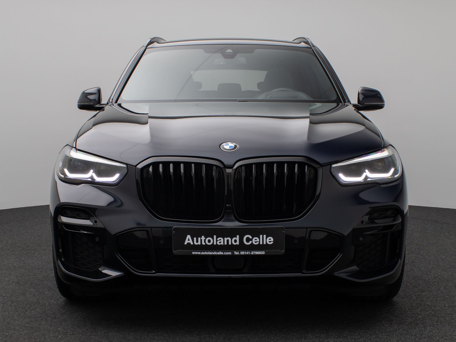 Fahrzeugabbildung BMW X5 xD40d M Sport Panorama Kamera HUD DAB Massage