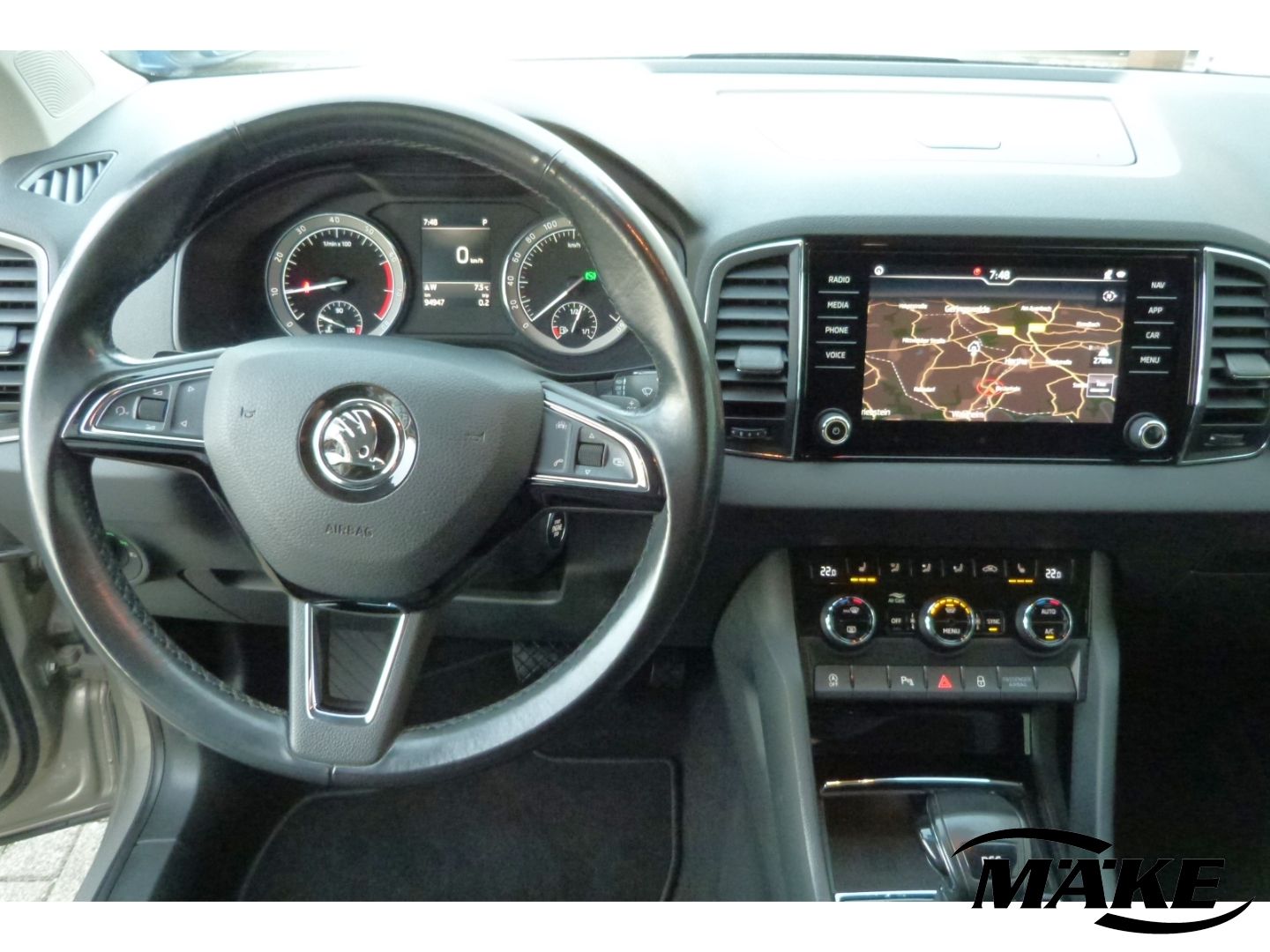 Karoq 1.5 TSI, AHK, LED, Navi, SHZ, El. Heckklap