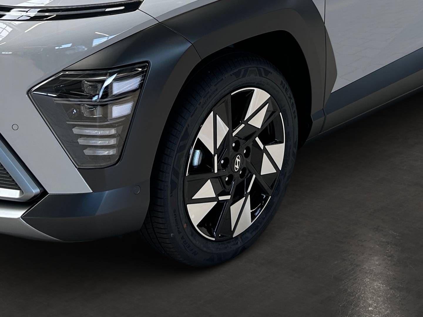 Fahrzeugabbildung Hyundai KONA 1.6 T-GDI (180 PS) DCT Prime Bose GSD Tages