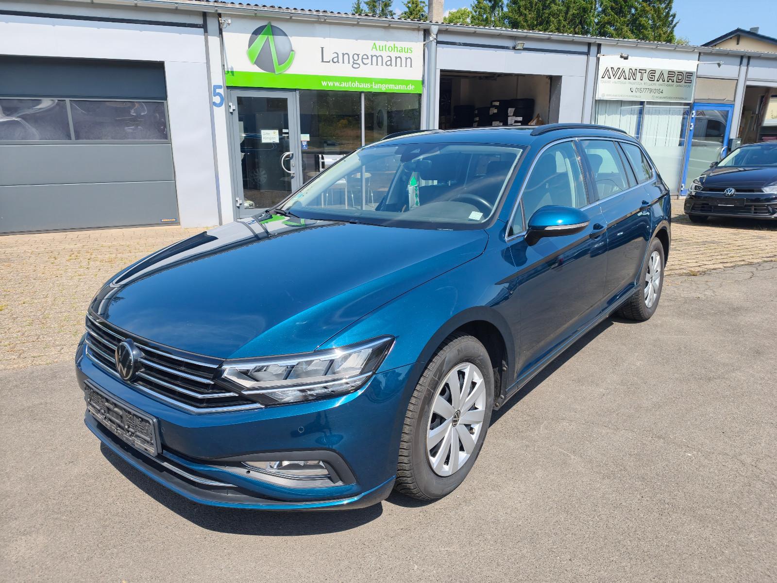 Volkswagen Passat Variant Business DSG LED NAVI ACC APP AHK