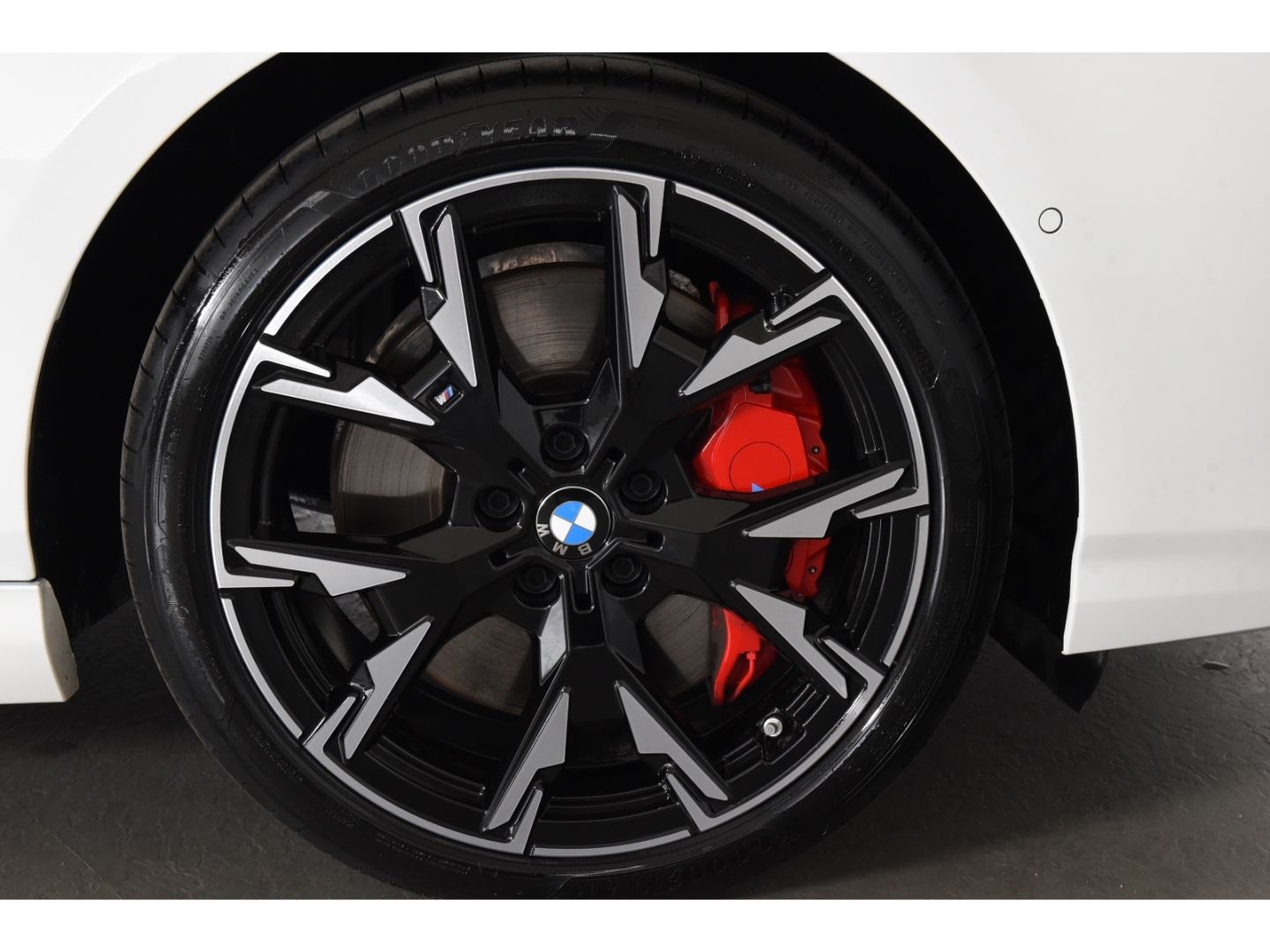 BMW 123 i xDrive M Sport Pro Anhängerkupplung Drivin foto 4