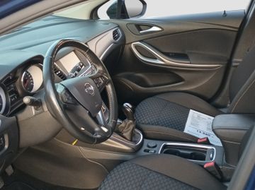Fotografie 9 des Opel Astra K Lim Navi Sitz-/Lenkradheizung Allwetter