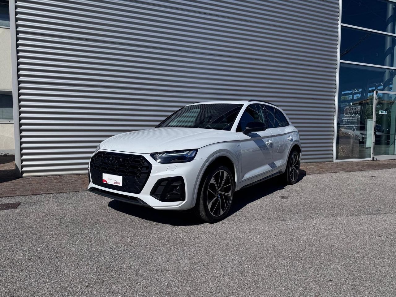 Audi AUDI Q5 50 TFSIe S-TRONIC QUATTRO IDENTITY BLACK