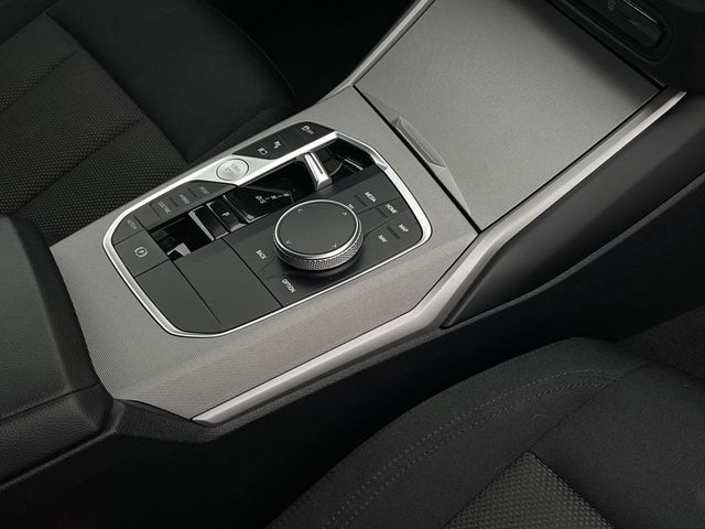 Foto Nummer 10: BMW 330e
