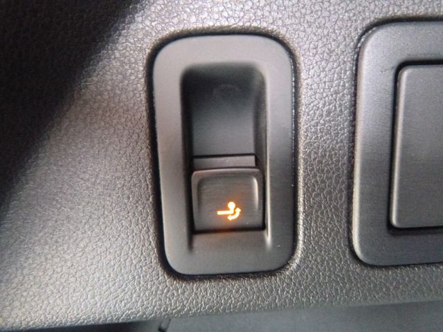 Fahrzeugabbildung Volkswagen Tiguan 2,0 TDI Life >AUT/AHK/NAV/LED/SHZ<