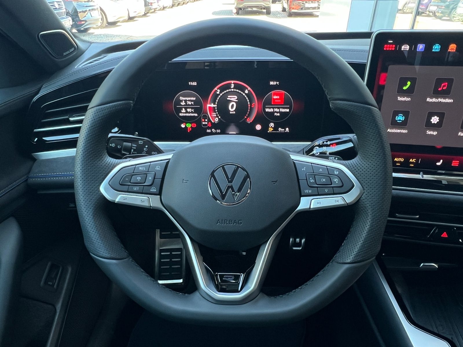 Fahrzeugabbildung Volkswagen Passat Variant R-Line 2.0 TDI DSG 4MOTION *AHK,B