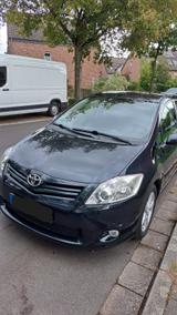 Toyota Auris 1,6-l-Valvematic Travel - Toyota Auris in Mönchengladbach