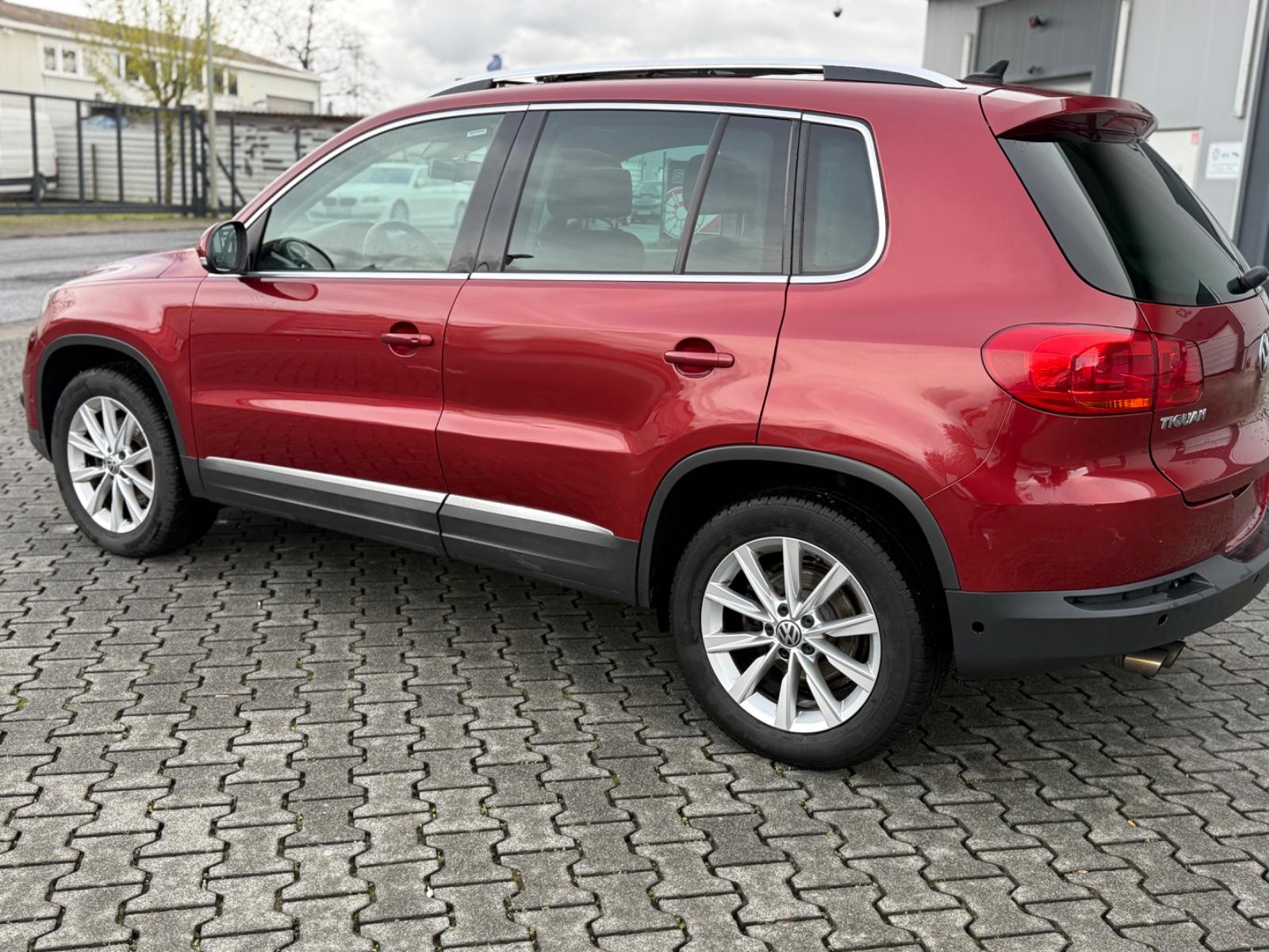 Volkswagen Tiguan Sport & Style BMT Panorma /LED
