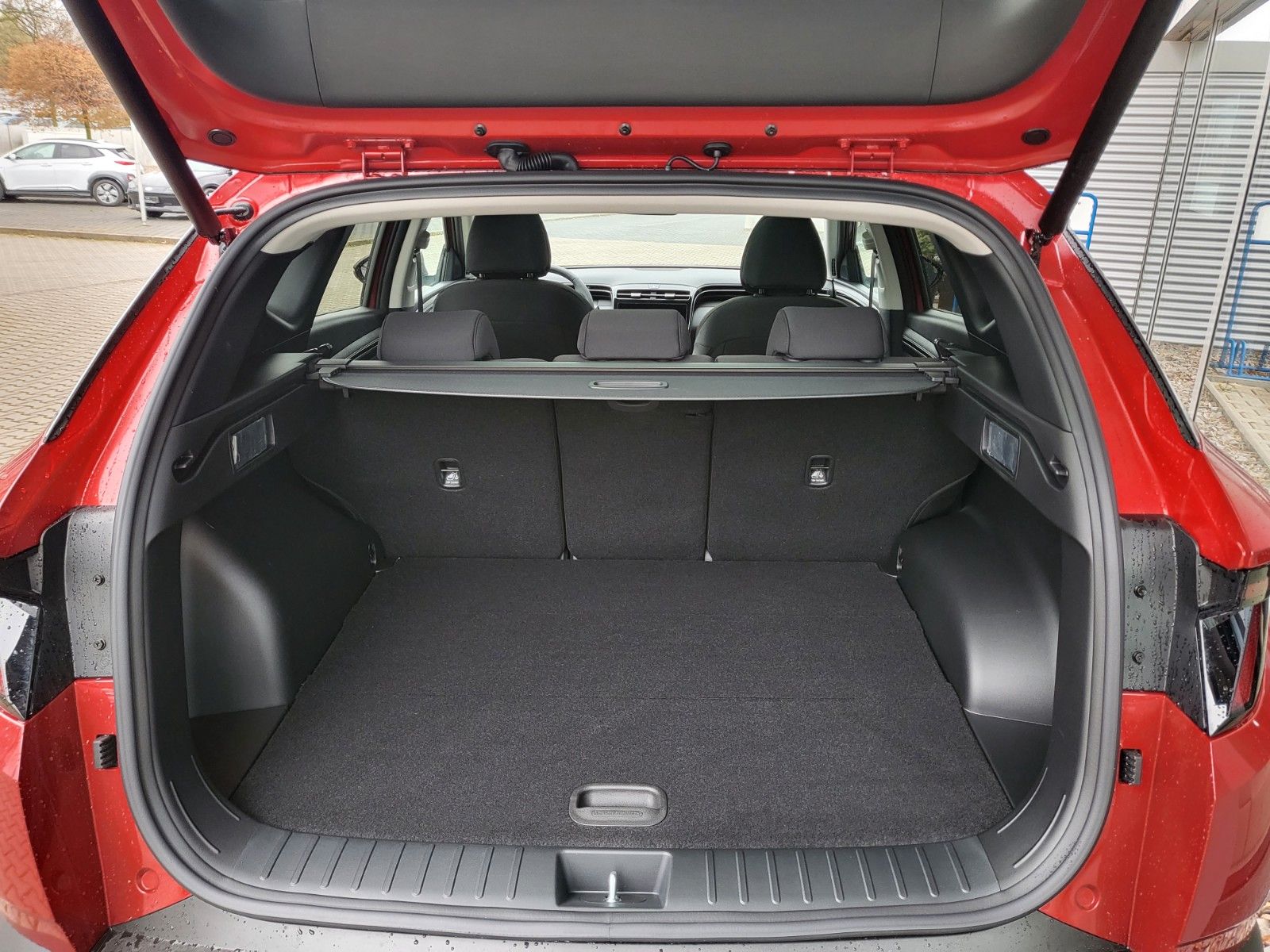 Fahrzeugabbildung Hyundai TUCSON 1.6 T-GDI 4WD 48V TREND LED PANO NAVI