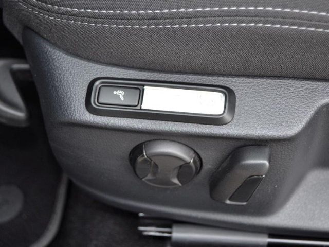 Passat Variant 2.0 TDI DSG Business AHK/LED/NAVI