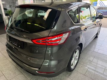 Ford S-Max - 7