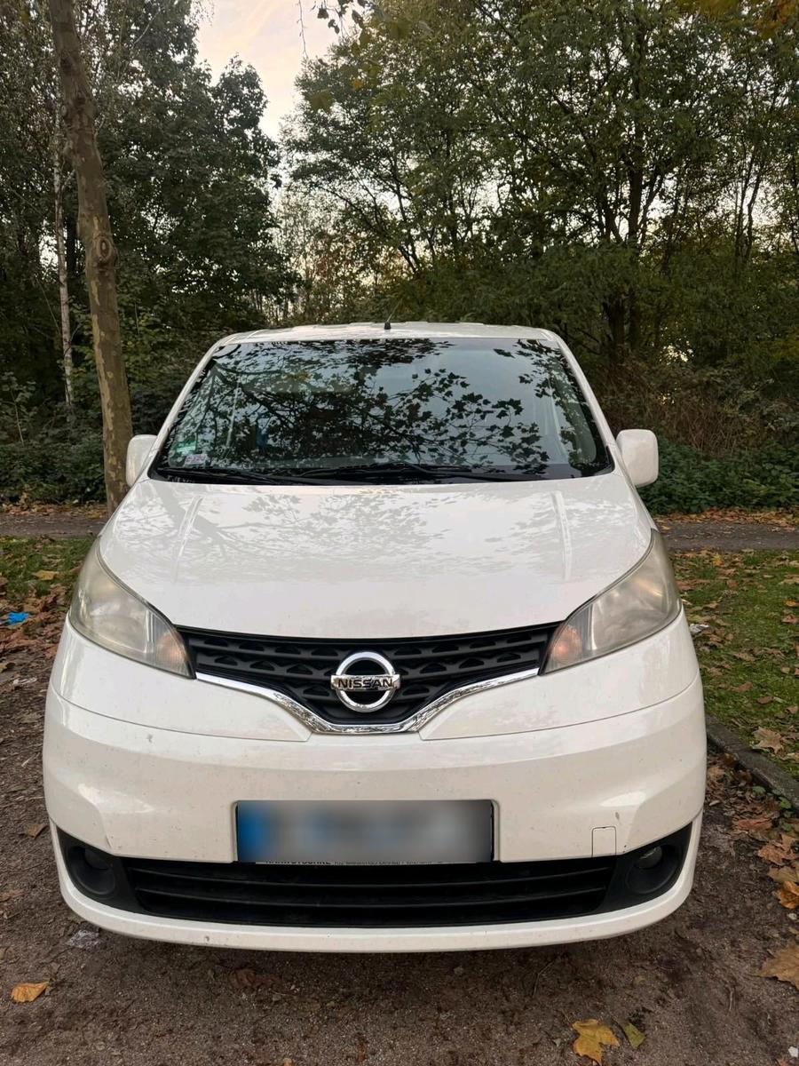Nissan NV200