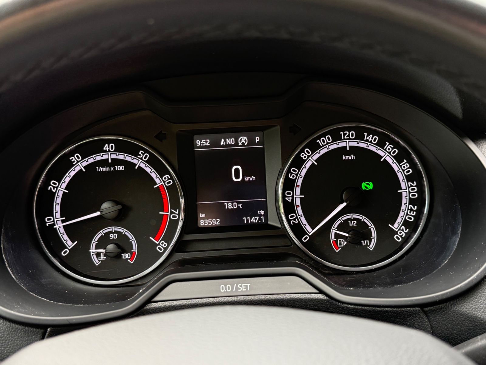 Skoda Octavia Lim. 1.8 TSI Clever NAVI DSG LED 1 HAND foto 22