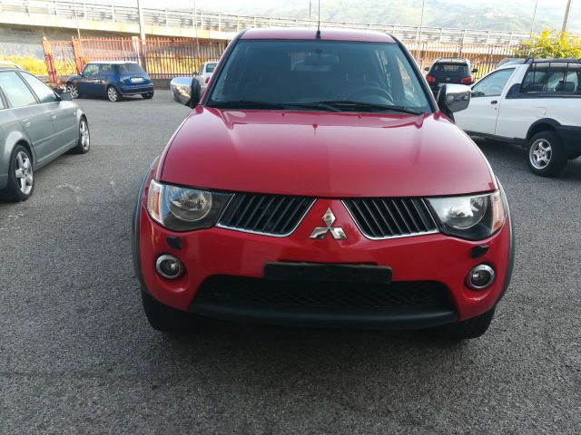 Mitsubishi L200 2.5 DI-D/167CV Double Cab Warrio