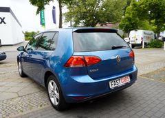 Fahrzeugabbildung Volkswagen Golf VII Lim. Comfortline BMT DYNAUDIO SHZ PDC!