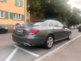 Mercedes-Benz E 200 AVANTGARDE/TOP ZUSTAND/NAVI/CAM/PDC - Mercedes-Benz E-Class in Stuttgart