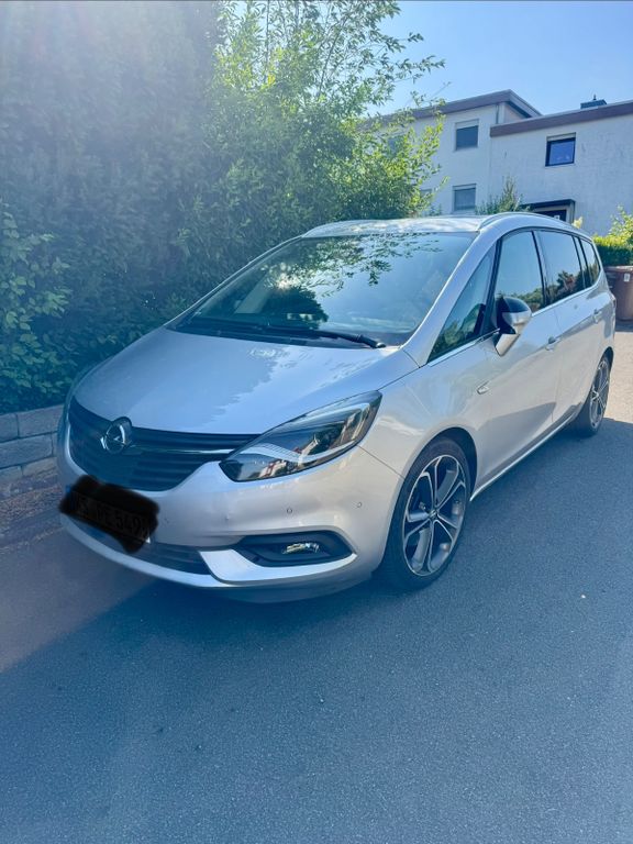 Image of Opel Zafira Tourer