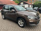 Volkswagen Tiguan 2.0 TDI DSG 4MOTION Trend&Fun*2.Hand*STHZ - VW Tiguan Gebrauchtwagen in Hannover
