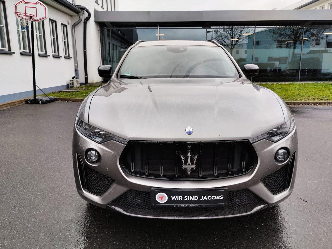 Maserati Trofeo Q4 Panorama+Winter-Paket+22-Zoll