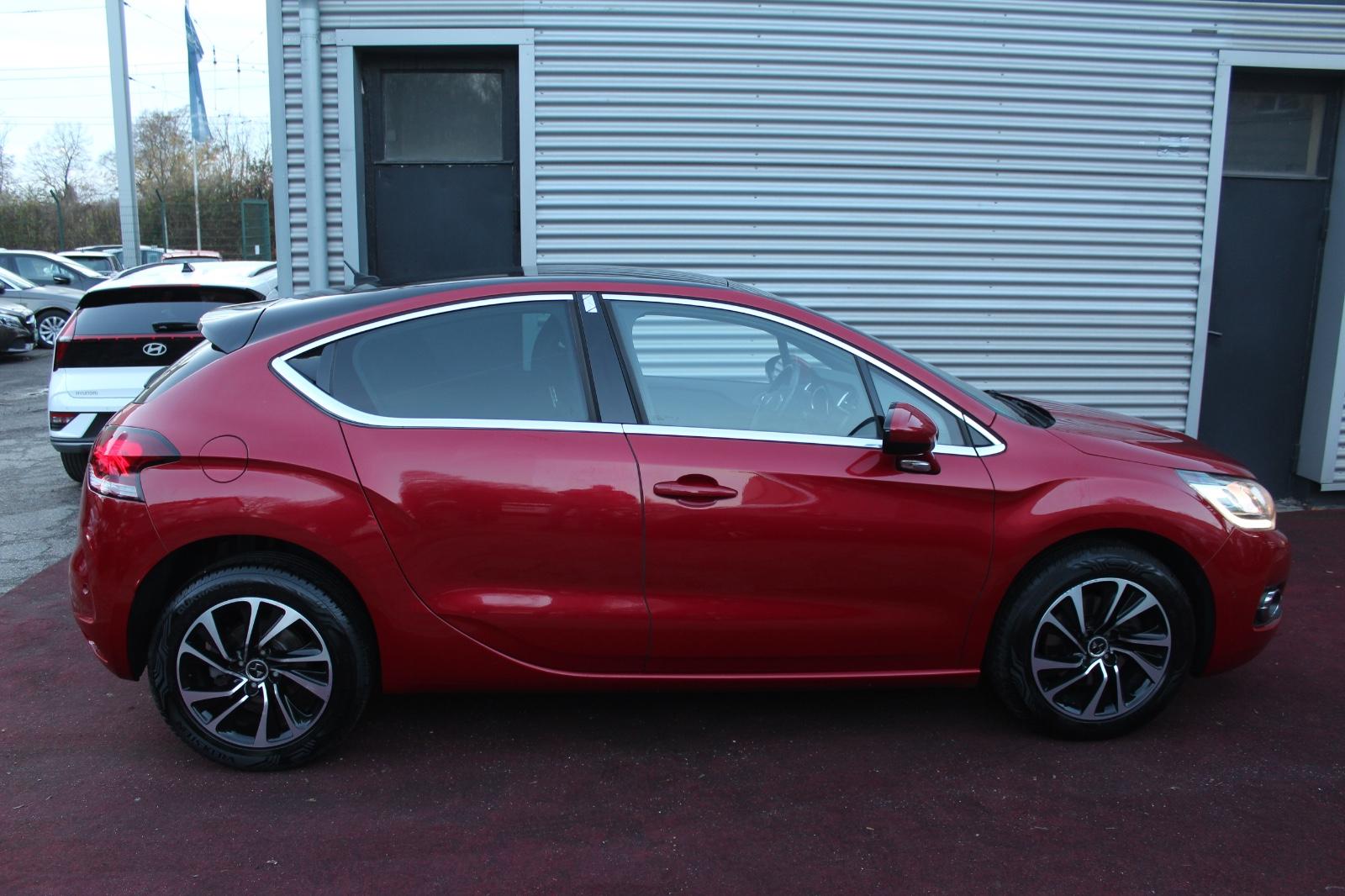 Citroën DS4 BlueHDI KLIMA NAVI 17.ZOLL ALU PDC 2.Hd
