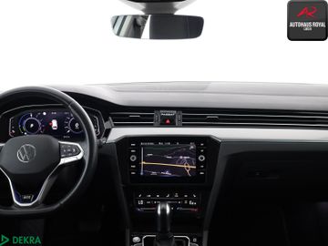 Volkswagen Passat - 9