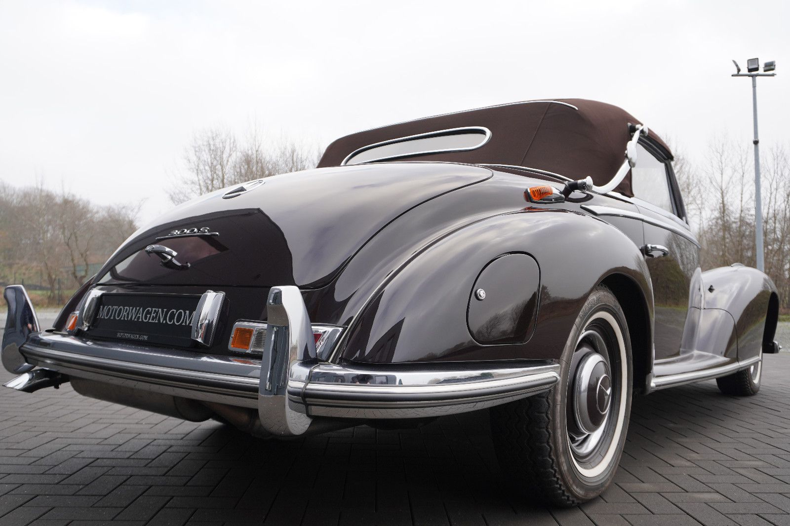 Fahrzeugabbildung Mercedes-Benz 300 S Cabriolet W 188