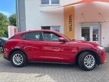 Alfa Romeo Stelvio Business = Automatik - Ahk - Navigation - Alfa Romeo mit Diesel-Antrieb