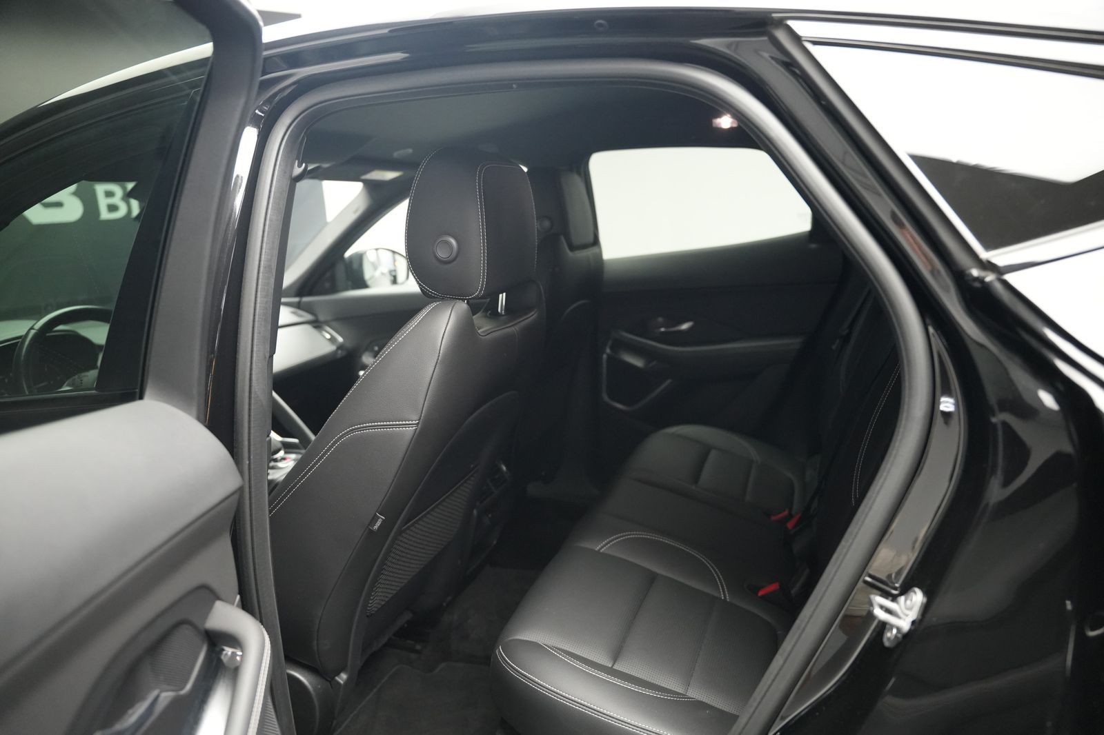 Fahrzeugabbildung Jaguar E-PACE R-Dynamic SE *Meridian*Memory*Virtual*ACC