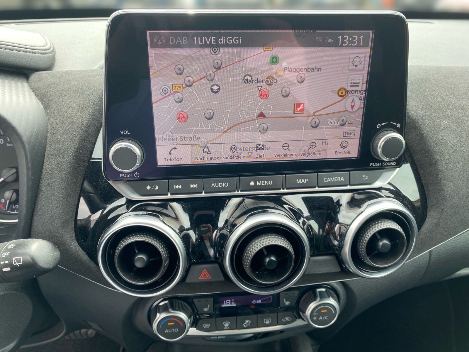Fahrzeugabbildung Nissan Juke 1.0 DIG-T Autom. N-Design *Bose*360'Kamera*