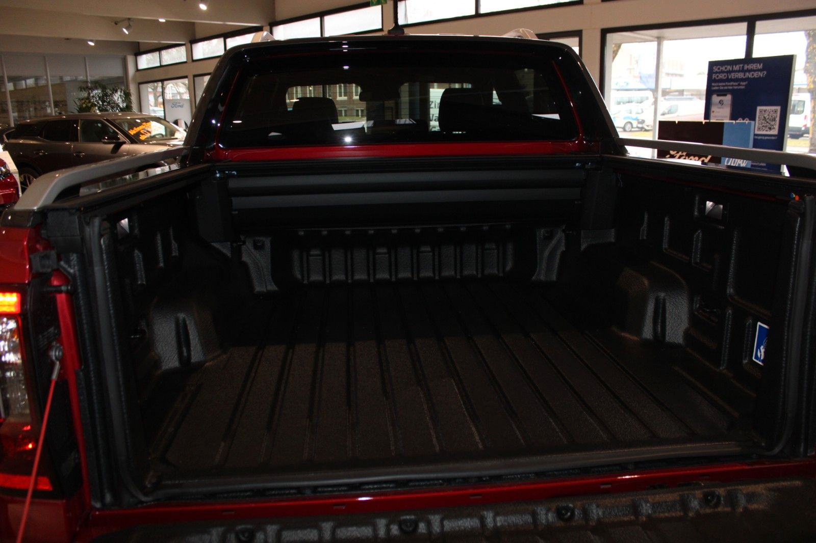 Fahrzeugabbildung Ford Ranger Wildtrak Automatik AHK LED STANDHEIZUNG