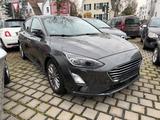 Ford Focus Sport-Line Lim. Titanium Facelift - gebrauchte Ford Focus mit Facelift