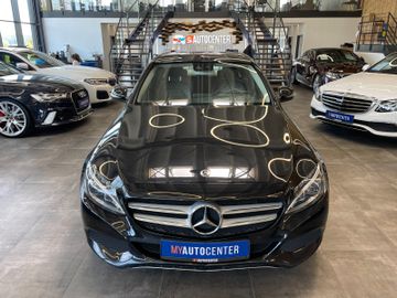 Mercedes-Benz C180 CGI Limousine Avantgarde*NAVI*LED*TEILLEDER