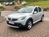 Dacia Sandero Stepway *TÜV NEU *AHK - Dacia Sandero aus 2012: Stepway