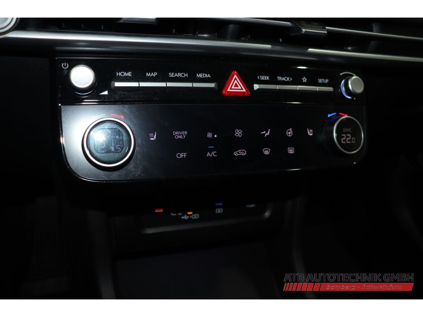 Fahrzeugabbildung Hyundai Tucson Trend 1.6 T-GDi PHEV 4WD Navi LED ACC El.