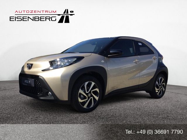 Aygo X 1.0 Teamplayer