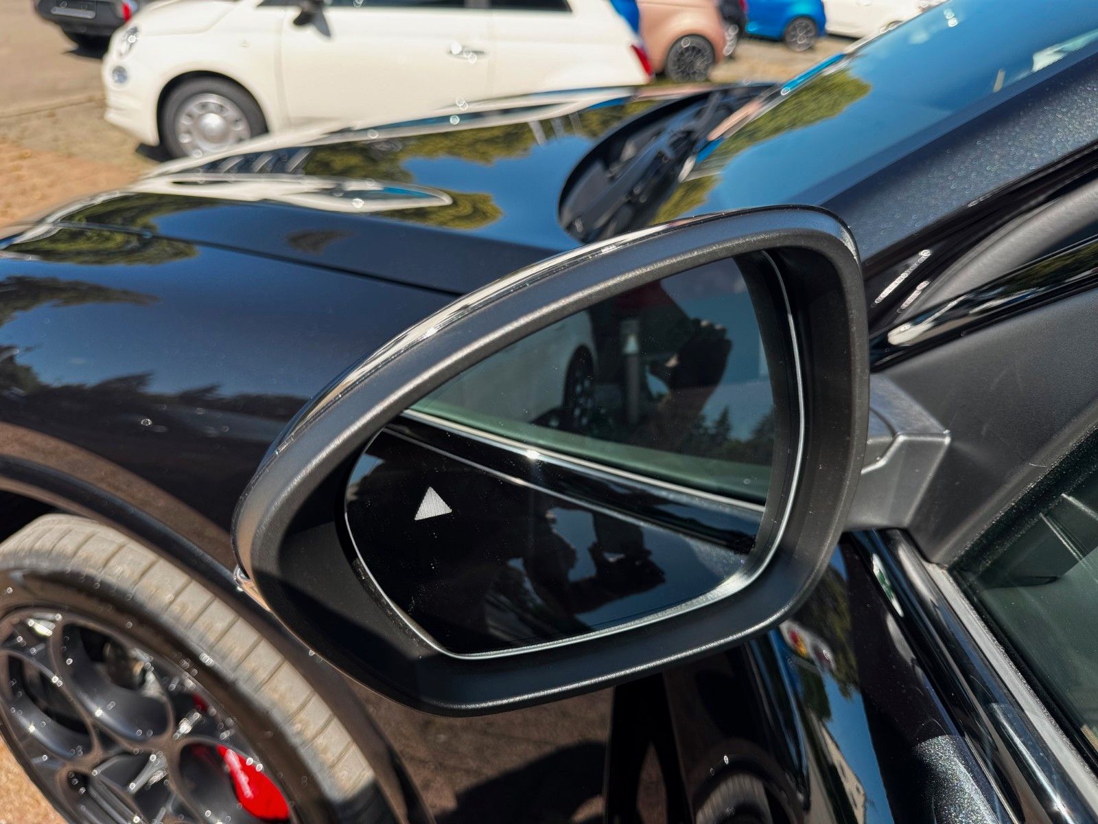 Fahrzeugabbildung Alfa Romeo QUADRIFOGLIO 2.9 V6 Bi-Turbo Q4 Glasdach Memory