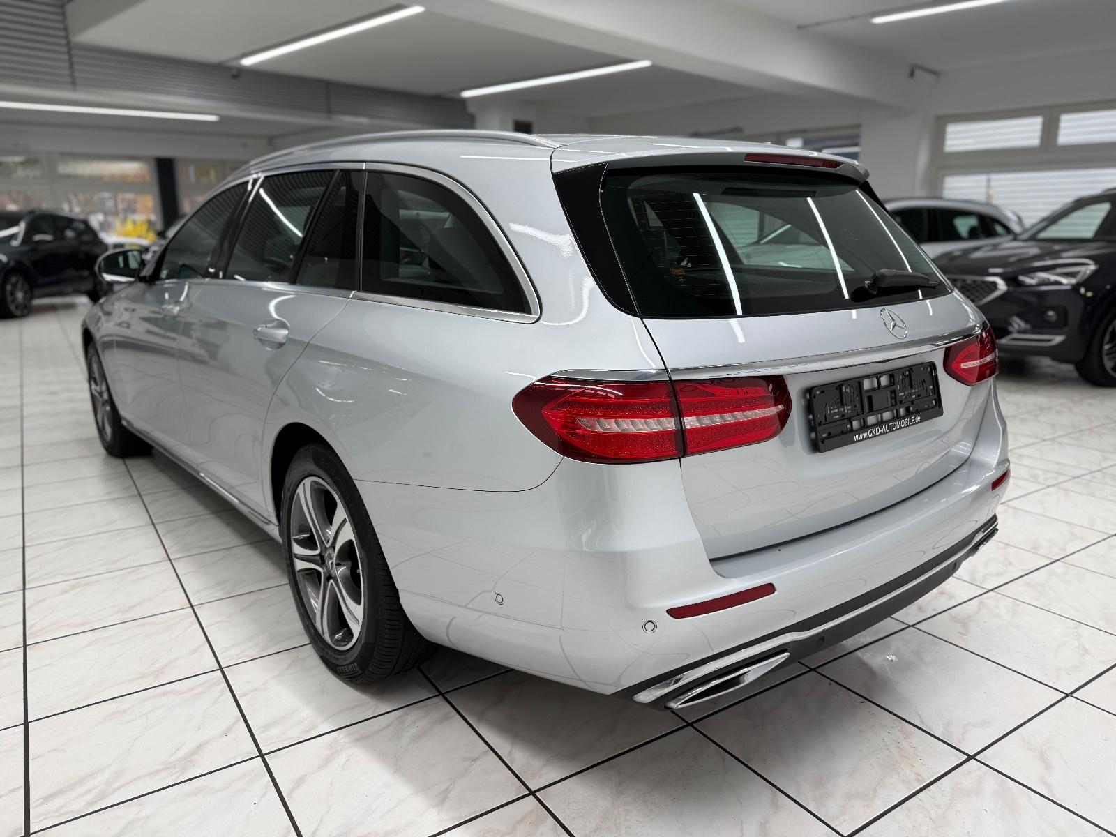 Mercedes-Benz E 220 d Avantgarde*Kamera*SD*Mulitbeam*Carplay