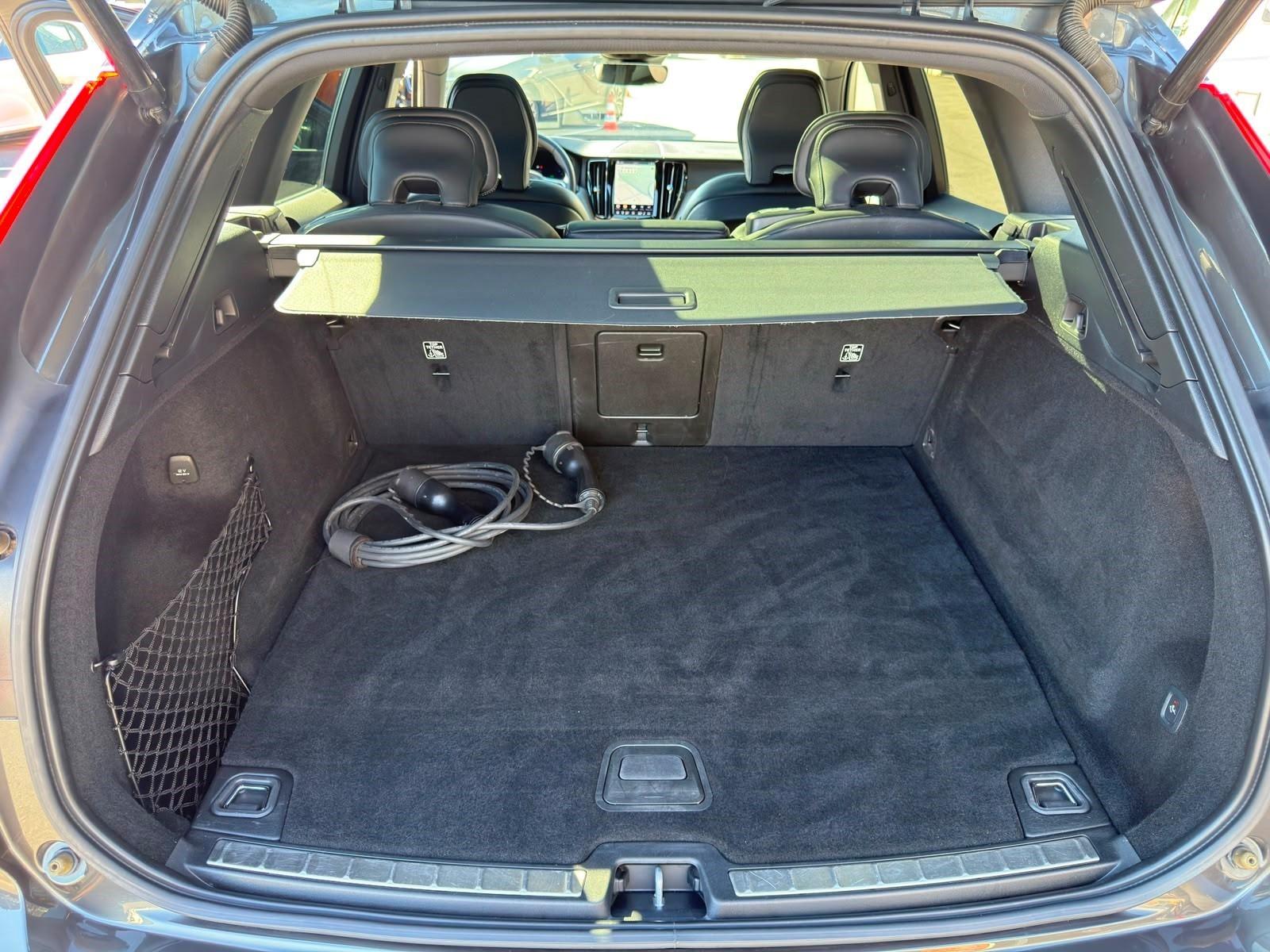 Volvo XC60 T5 Polestar 2.0 AWD*Leder*El.Sitze*PANO*KAM