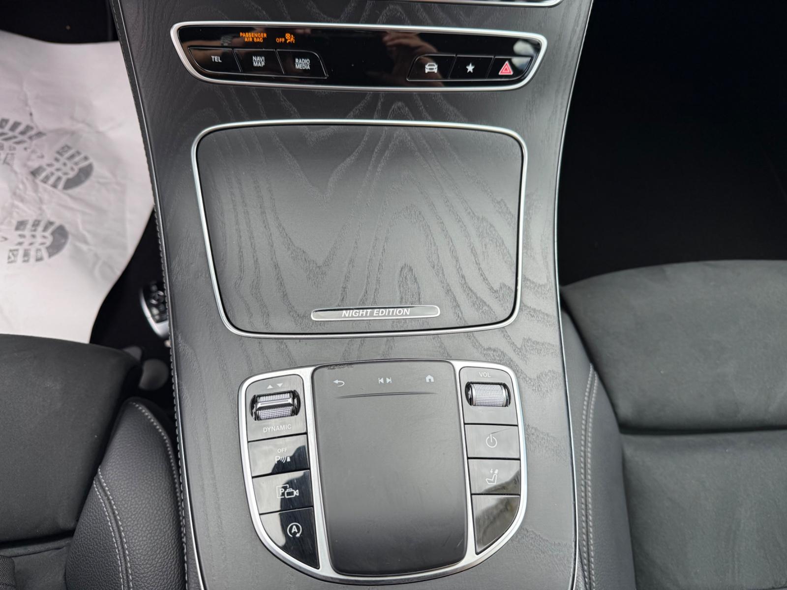 Mercedes-Benz E 220 T Night Edition AMG*ACC*LED*NAVI*CAM*PDC*