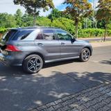 Mercedes-Benz GLE 350 d 4MATIC - Vollausstattung   - Mercedes-Benz GLE-Klasse Gebrauchtwagen in Düsseldorf